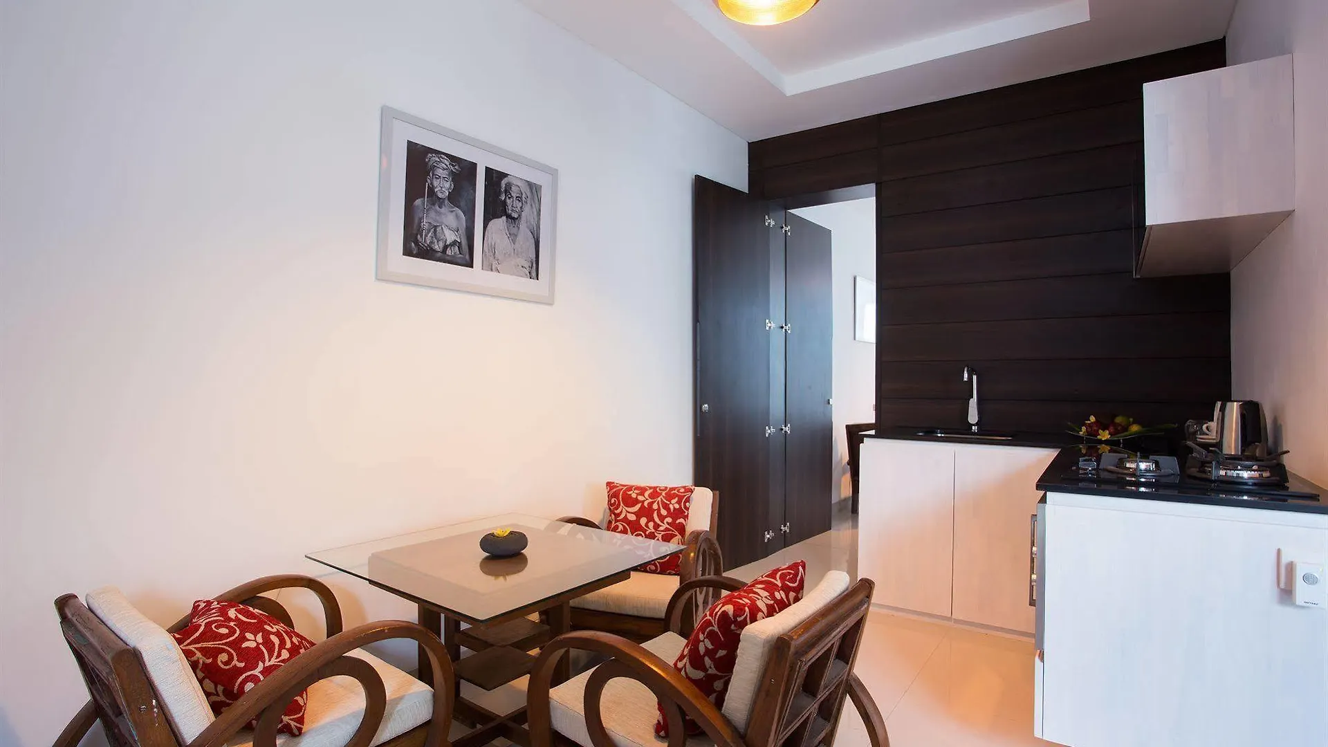 Bajra Bali Villa 塞米亚克 印尼